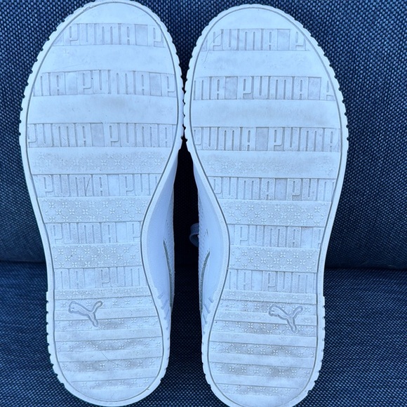 Kids White Sneakers - Picture 4 of 5